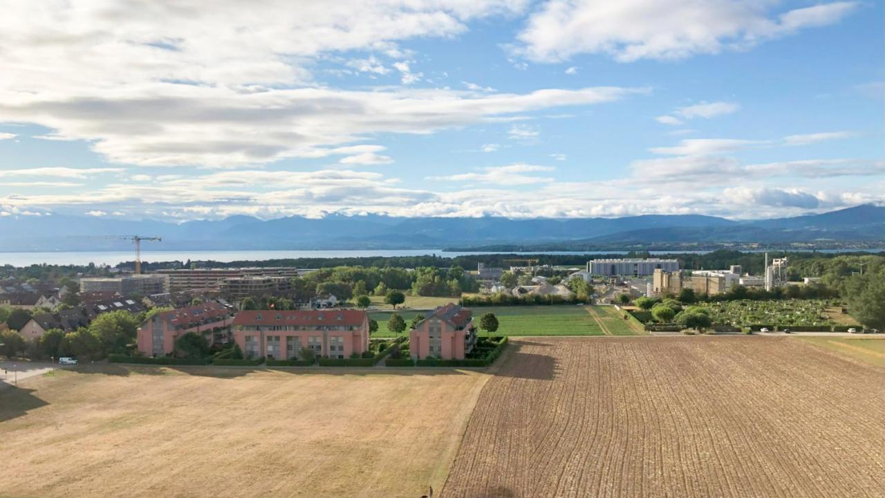 2 Bedroom With Lake View - Close To Geneva & Lausanne Гланд Экстерьер фото